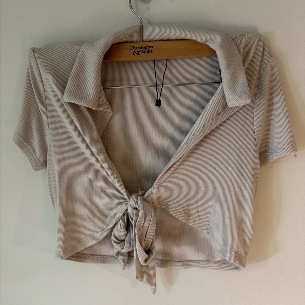 Summer Top Bundle - image 3